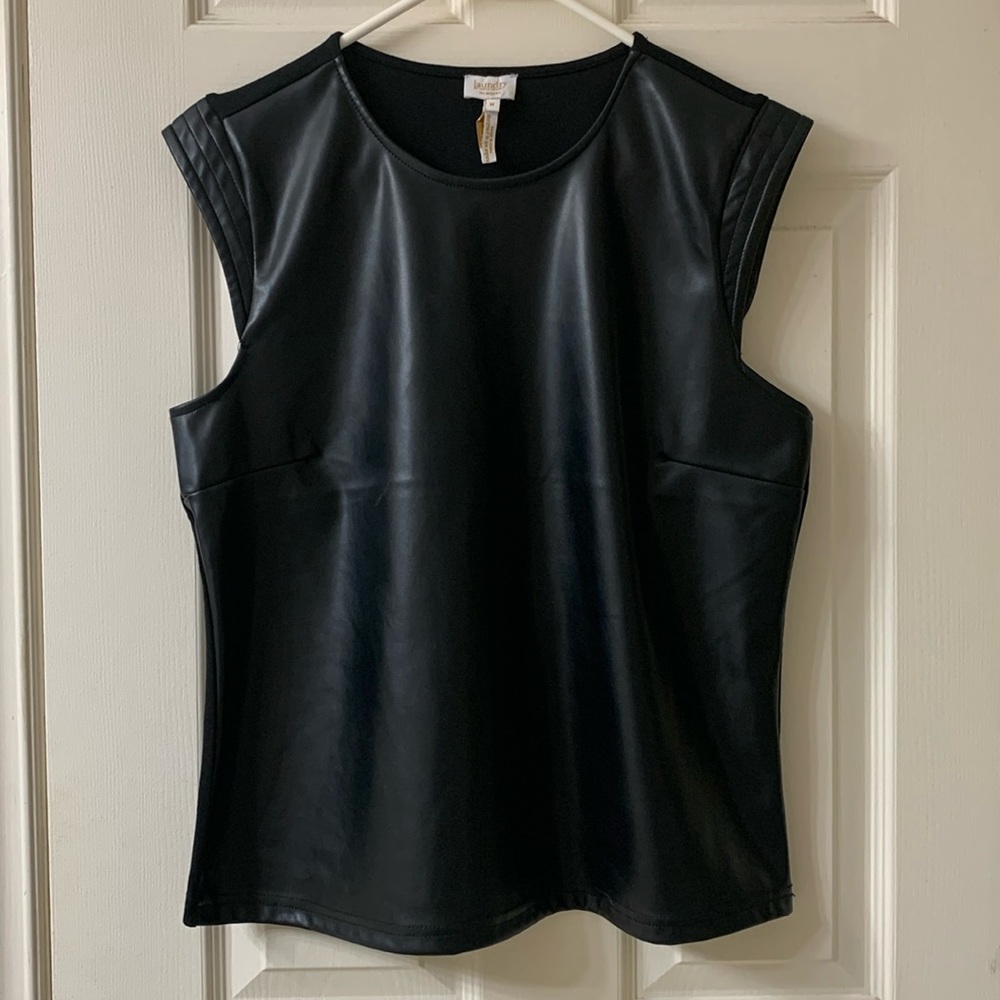 Laundry by Shelli Segal, US M, Black Sleeveless Pleather Tunic Top